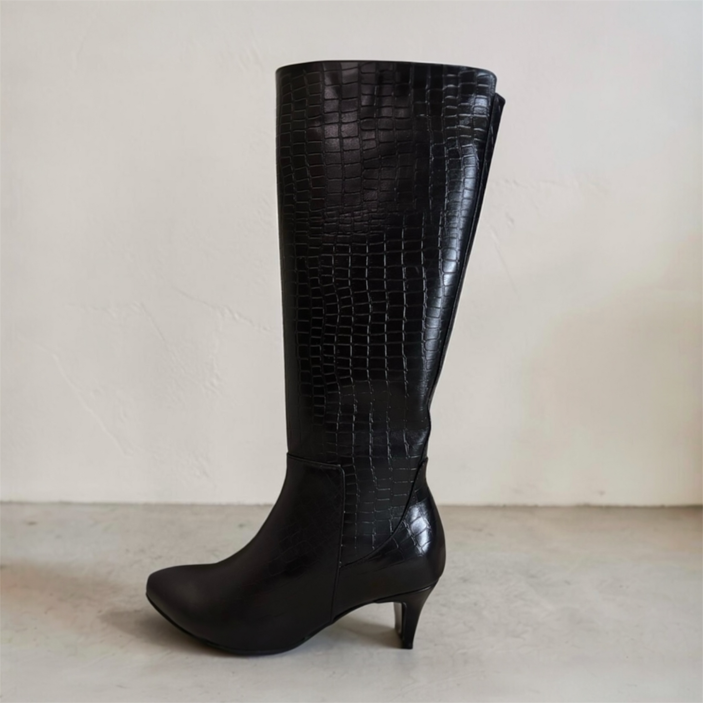 Eclipse Boots