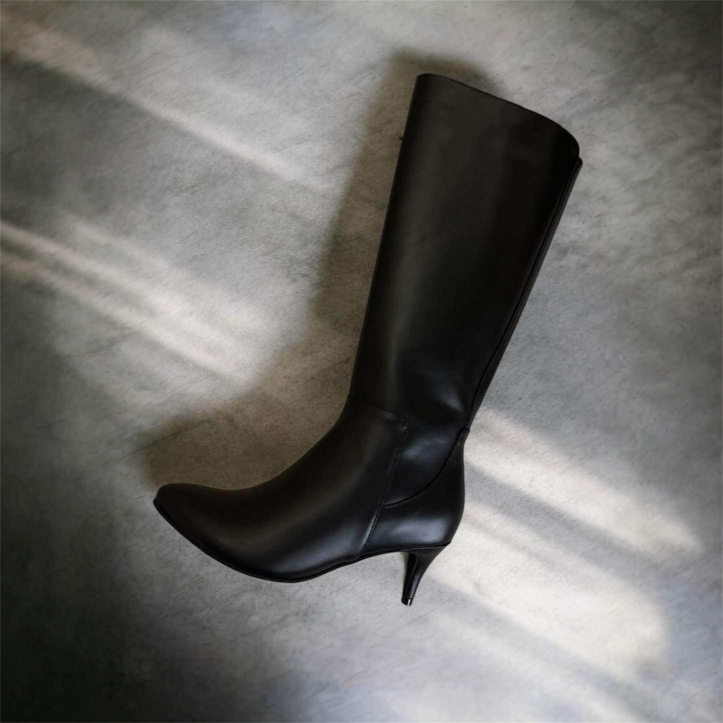 Sombra Boots