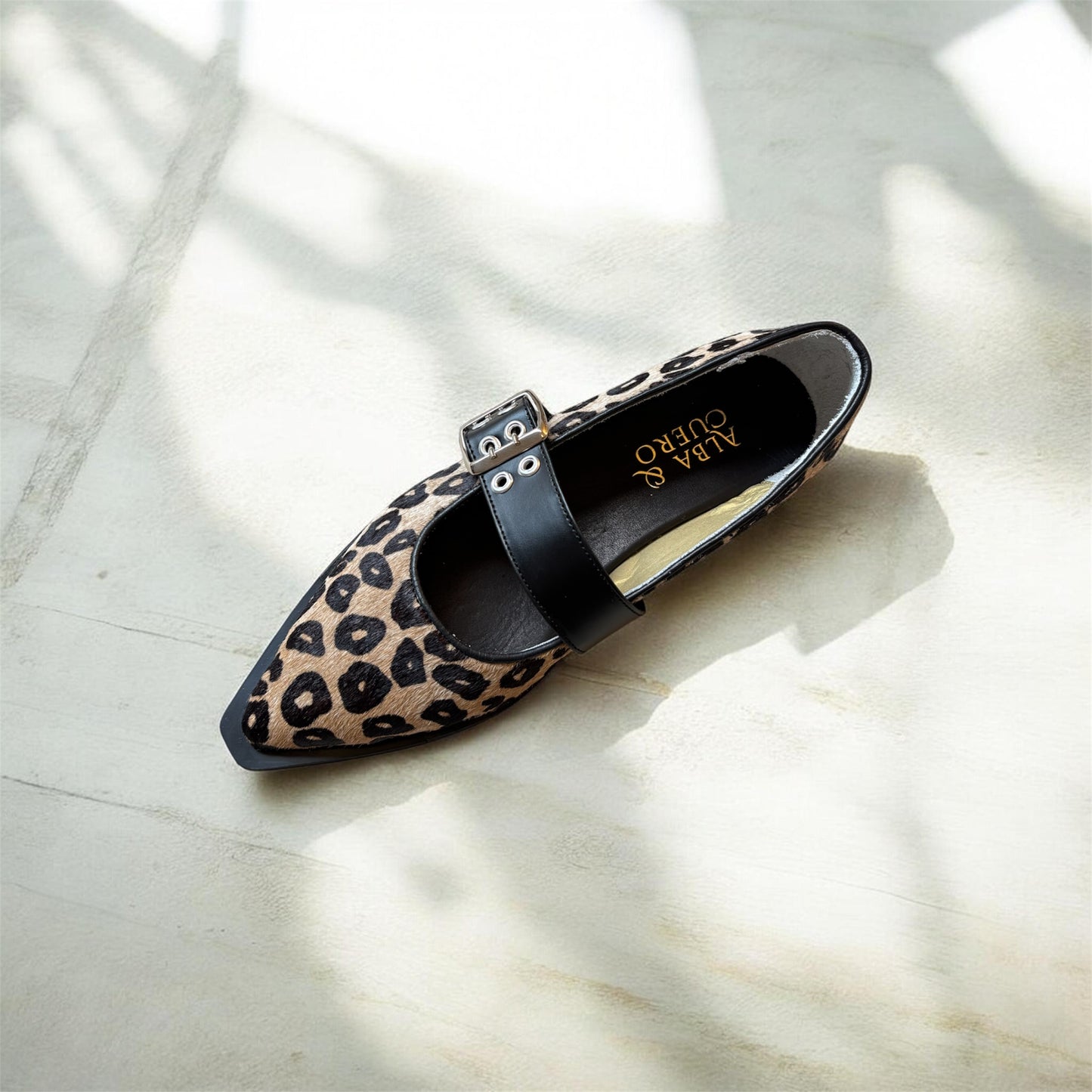 Elio Flats